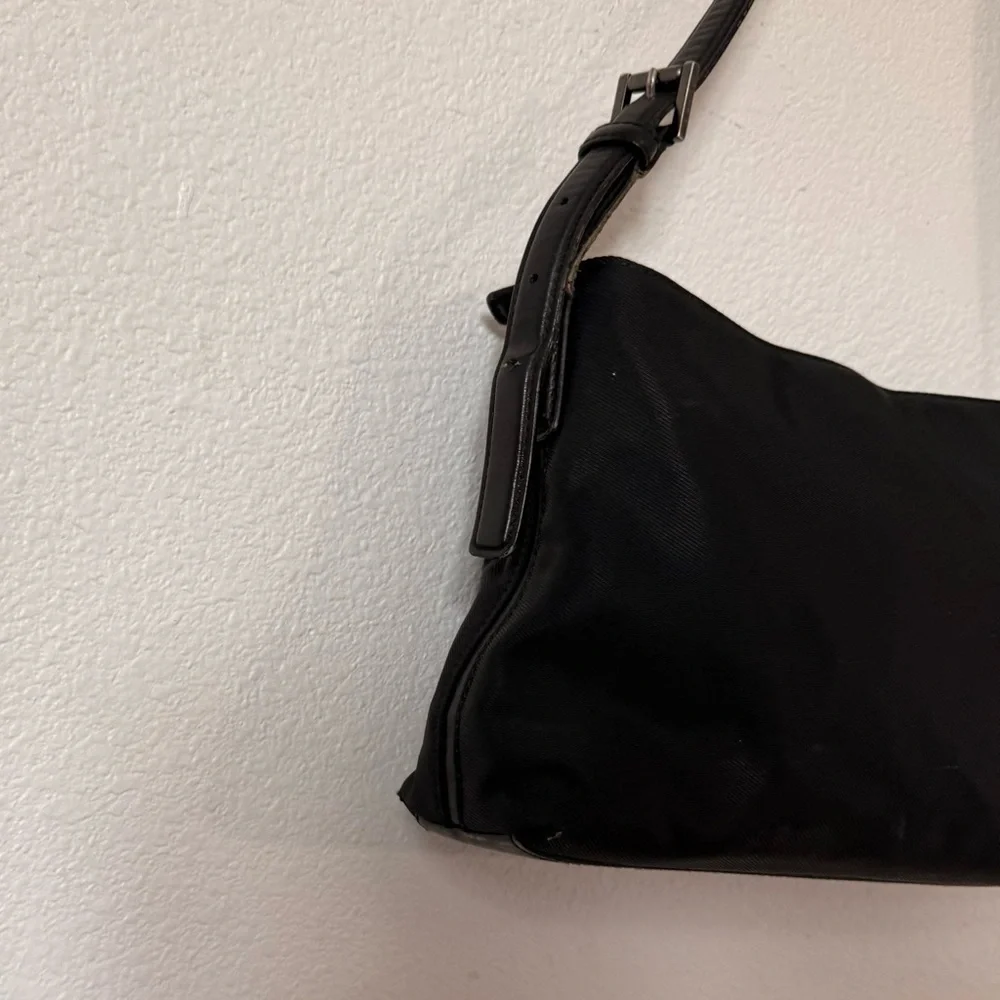 Vintage Coach 7406 Mercer Zip Shoulder Bag Black Fabric w/ Black leather accents